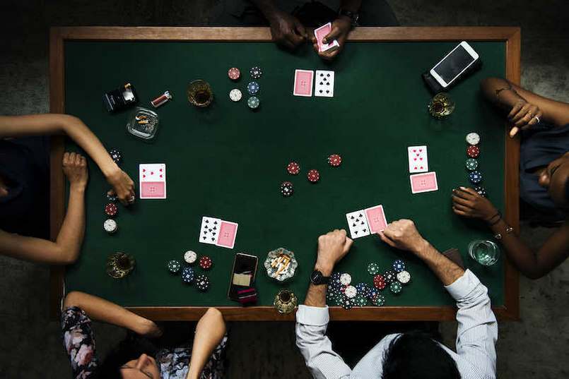 Học thuật ngữ trong Poker không khó cùng 33bet